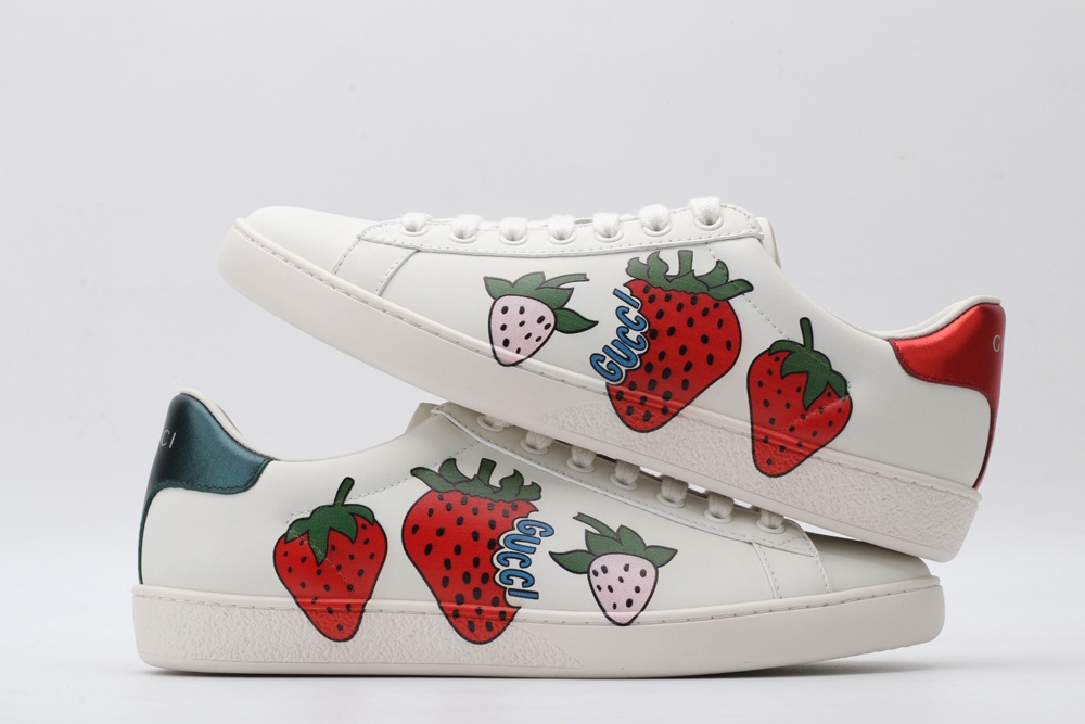 Women s Ace sneaker with strawberry